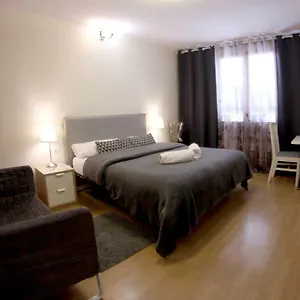 2* Pensión Bruc I & Ii